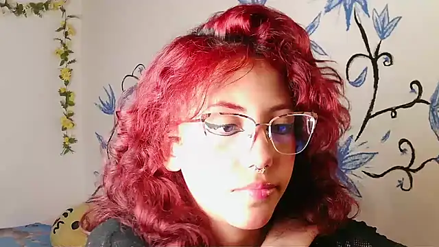 Snapshot of zoe_ch_ chatting on 03/25/26, 05:24 zoe ch online show from 03/25/26, 05:24