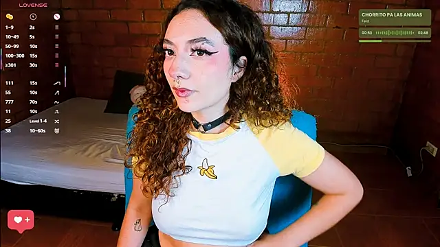 Annycolin  online show from 11/19/25, 04:01