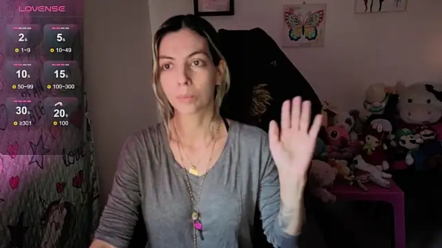 Snapshot of Princezzlove3 chatting on 09/12/25, 04:51 Princezzlove3 online show from 09/12/25, 04:51