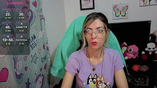 Snapshot of Princezzlove3 chatting on 09/25/25, 12:25 Princezzlove3 online show from 09/25/25, 12:25