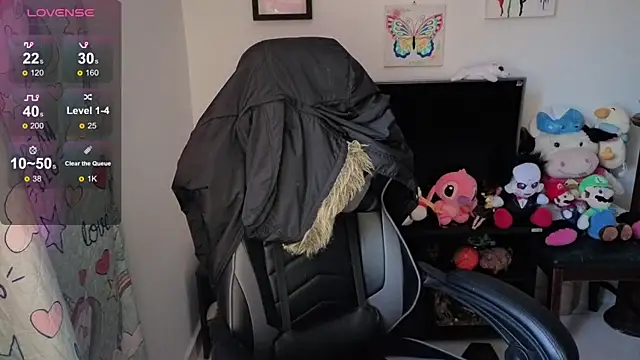 Snapshot of Princezzlove3 chatting on 09/28/25, 06:13 Princezzlove3 online show from 09/28/25, 06:13