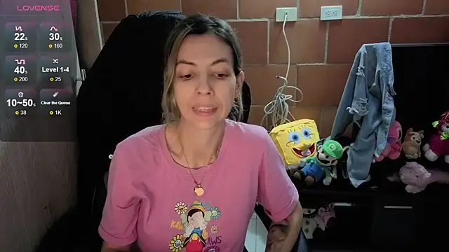 Snapshot of Princezzlove3 chatting on 10/11/25, 12:54 Princezzlove3 online show from 10/11/25, 12:54