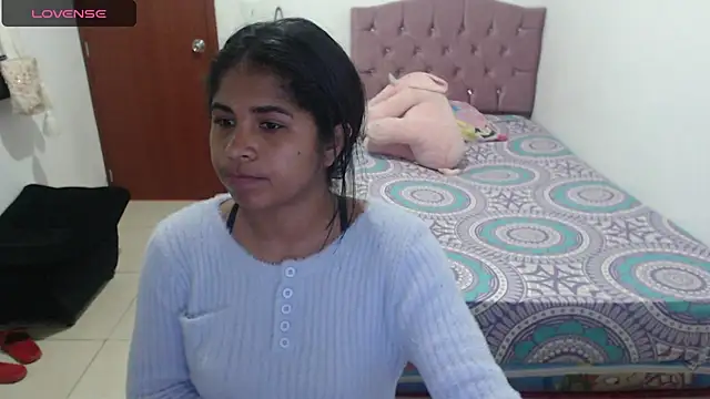 july-feria online show from 01/29/25, 10:32