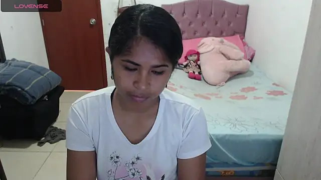 july-feria online show from 10/03/25, 04:37