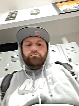 Snapshot of 89fukboi chatting on 03/26/26, 12:44 89fukboi online show from 03/26/26, 12:44