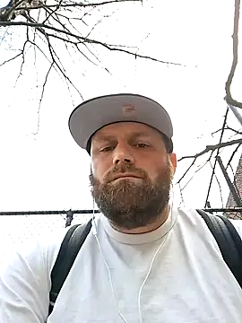 Snapshot of 89fukboi chatting on 04/01/26, 02:25 89fukboi online show from 04/01/26, 02:25