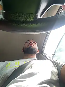 Snapshot of arturguy00 chatting on 03/24/26, 03:06 arturguy00 online show from 03/24/26, 03:06