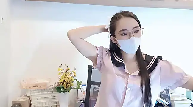 Lush-Office online show from 03/18/25, 01:20