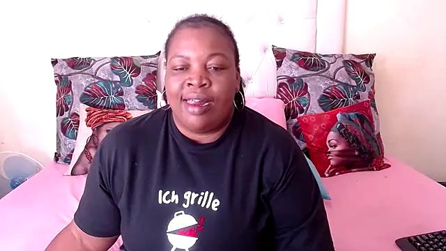 Snapshot of omalicha98 chatting on 02/21/25, 06:51 omalicha98 online show from 02/21/25, 06:51