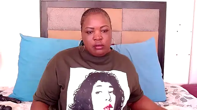 Snapshot of omalicha98 chatting on 10/16/25, 06:36 omalicha98 online show from 10/16/25, 06:36