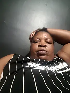 omalicha98 online show from 03/18/26, 05:05