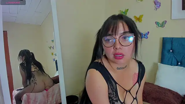 Natashawool1 online show from 01/15/25, 04:00