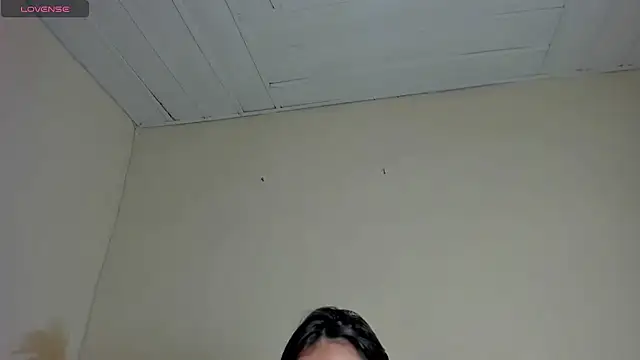 Natashawool1 online show from 03/05/25, 12:44