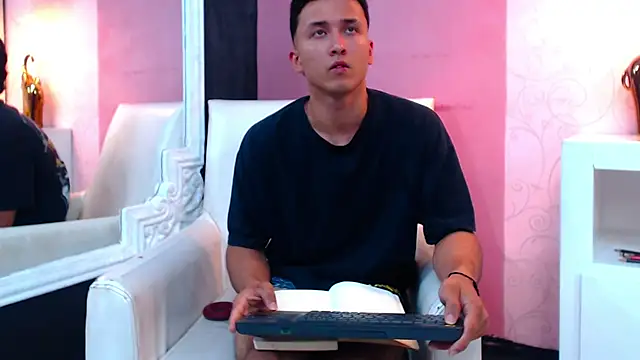 BrandonColee online show from 01/18/25, 03:27