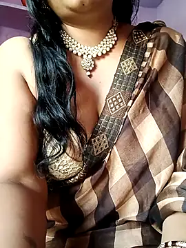 Snapshot of Haseena_Baby chatting on 04/18/26, 03:21 Haseena Baby online show from 04/18/26, 03:21