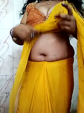 Snapshot of Haseena_Baby chatting on 05/01/26, 02:27 Haseena Baby online show from 05/01/26, 02:27
