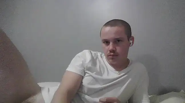 Snapshot of purplhouse chatting on 01/11/25, 05:07 purplhouse online show from 01/11/25, 05:07