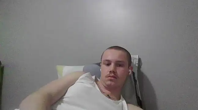 Snapshot of purplhouse chatting on 01/12/25, 09:19 purplhouse online show from 01/12/25, 09:19