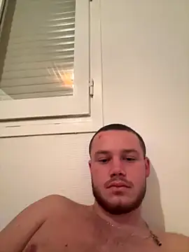 Snapshot of purplhouse chatting on 12/01/25, 08:30 purplhouse online show from 12/01/25, 08:30