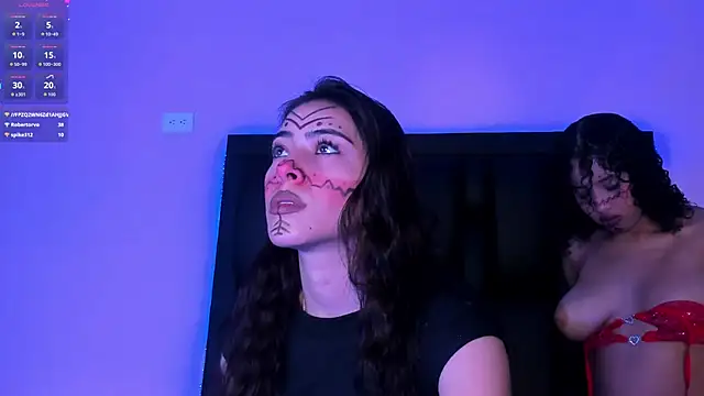 Snapshot of BrigitteRoy_ chatting on 10/31/25, 02:56 BrigitteRoy online show from 10/31/25, 02:56