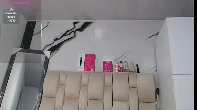 esmeralda-bk online show from 12/04/25, 09:45