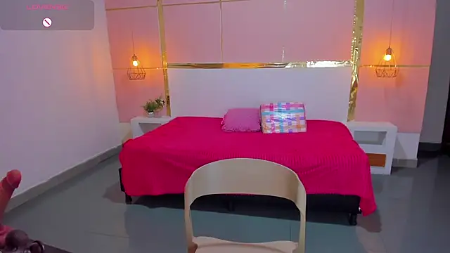 Snapshot of ScarletEmber3 chatting on 02/20/25, 07:55 ScarletEmber3 online show from 02/20/25, 07:55