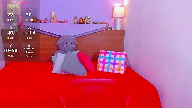 Snapshot of ScarletEmber3 chatting on 02/28/25, 04:21 ScarletEmber3 online show from 02/28/25, 04:21