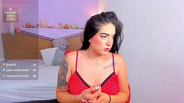 Snapshot of ScarletEmber3 chatting on 03/01/25, 03:53 ScarletEmber3 online show from 03/01/25, 03:53