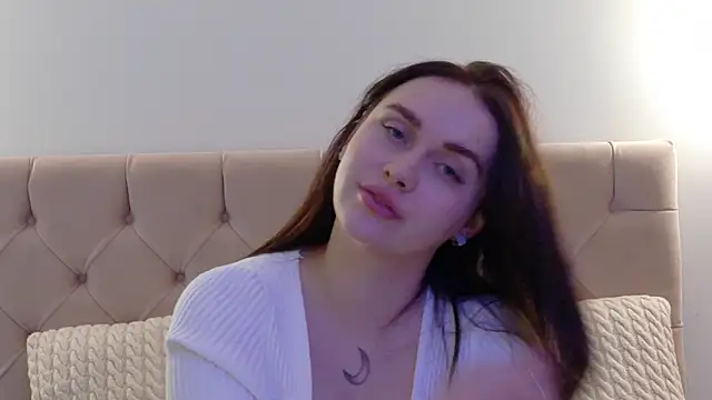 Lilliana Moon online show from 01/19/25, 04:14