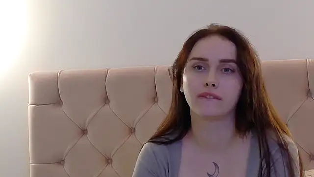 Lilliana Moon online show from 01/28/25, 05:03