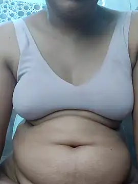 Snapshot of nikkibenza chatting on 03/14/25, 09:14 nikkibenza online show from 03/14/25, 09:14