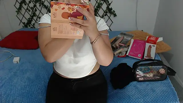 Snapshot of zahra_Jalid chatting on 03/11/25, 08:09 zahra Jalid online show from 03/11/25, 08:09