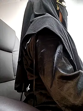 Snapshot of zahra_Jalid chatting on 10/14/25, 09:04 zahra Jalid online show from 10/14/25, 09:04