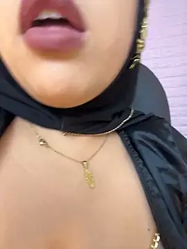 zahra Jalid online show from 01/05/26, 11:41