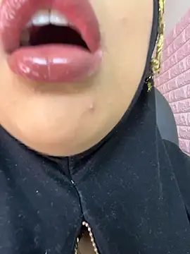 zahra Jalid online show from 02/04/26, 10:47