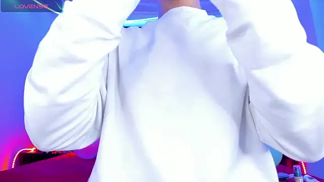 Ethan Boyy online show from 03/28/26, 09:14