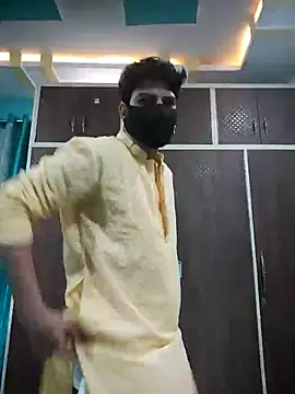 Snapshot of NikaYeptho chatting on 10/19/25, 07:14 NikaYeptho online show from 10/19/25, 07:14