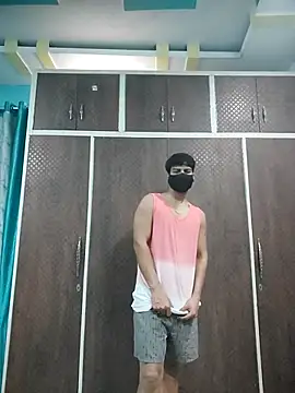 Snapshot of NikaYeptho chatting on 10/20/25, 07:58 NikaYeptho online show from 10/20/25, 07:58