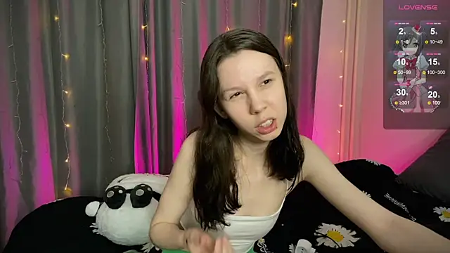 Snapshot of na_prikole_ chatting on 01/18/25, 12:35 na prikole online show from 01/18/25, 12:35