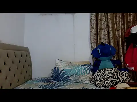 sweethoneytsx online show from 02/25/26, 11:36