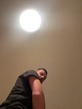 derbyo online show from 02/05/25, 09:29