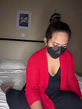 Snapshot of AngelStarShine chatting on 01/24/25, 10:30 AngelStarShine online show from 01/24/25, 10:30