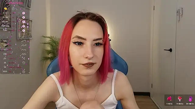 Snapshot of Kar1_na_ chatting on 01/21/25, 11:46 Kar1 na  online show from 01/21/25, 11:46