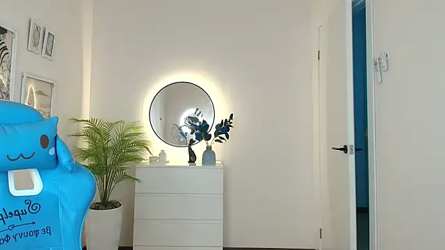 Snapshot of Kar1_na_ chatting on 02/27/25, 09:00 Kar1 na  online show from 02/27/25, 09:00