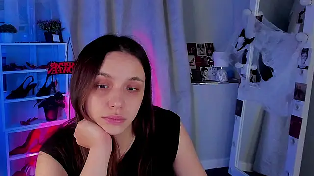 Sahara Shields online show from 10/30/25, 10:06