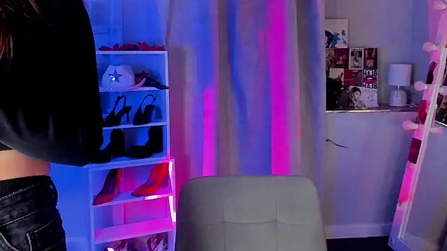 Snapshot of Sahara_Shields chatting on 03/09/26, 09:02 Sahara Shields online show from 03/09/26, 09:02