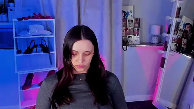 Snapshot of Sahara_Shields chatting on 03/31/26, 09:32 Sahara Shields online show from 03/31/26, 09:32