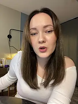 Snapshot of Kiss_My_Body chatting on 09/16/25, 03:57 Kiss My Body online show from 09/16/25, 03:57