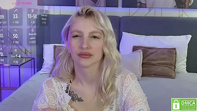 Eva  Summer online show from 11/23/25, 04:12