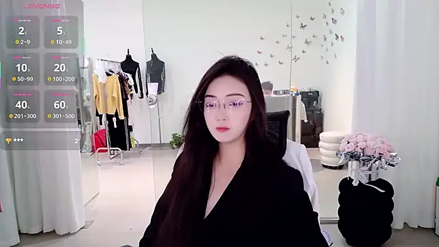 Snapshot of miaomiao-777 chatting on 06/18/26, 01:28 miaomiao-777 online show from 06/18/26, 01:28